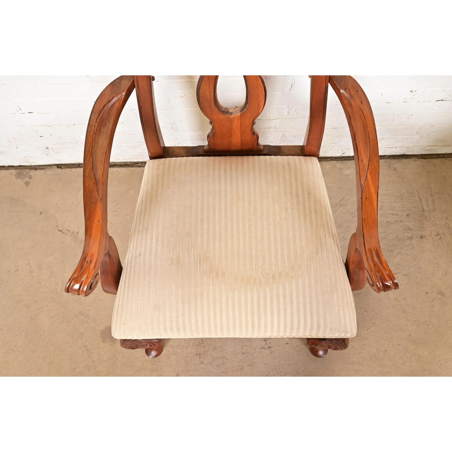 Thomasville Georgian Carved Mahogany Dining Chairs, Set of Six - Image 9