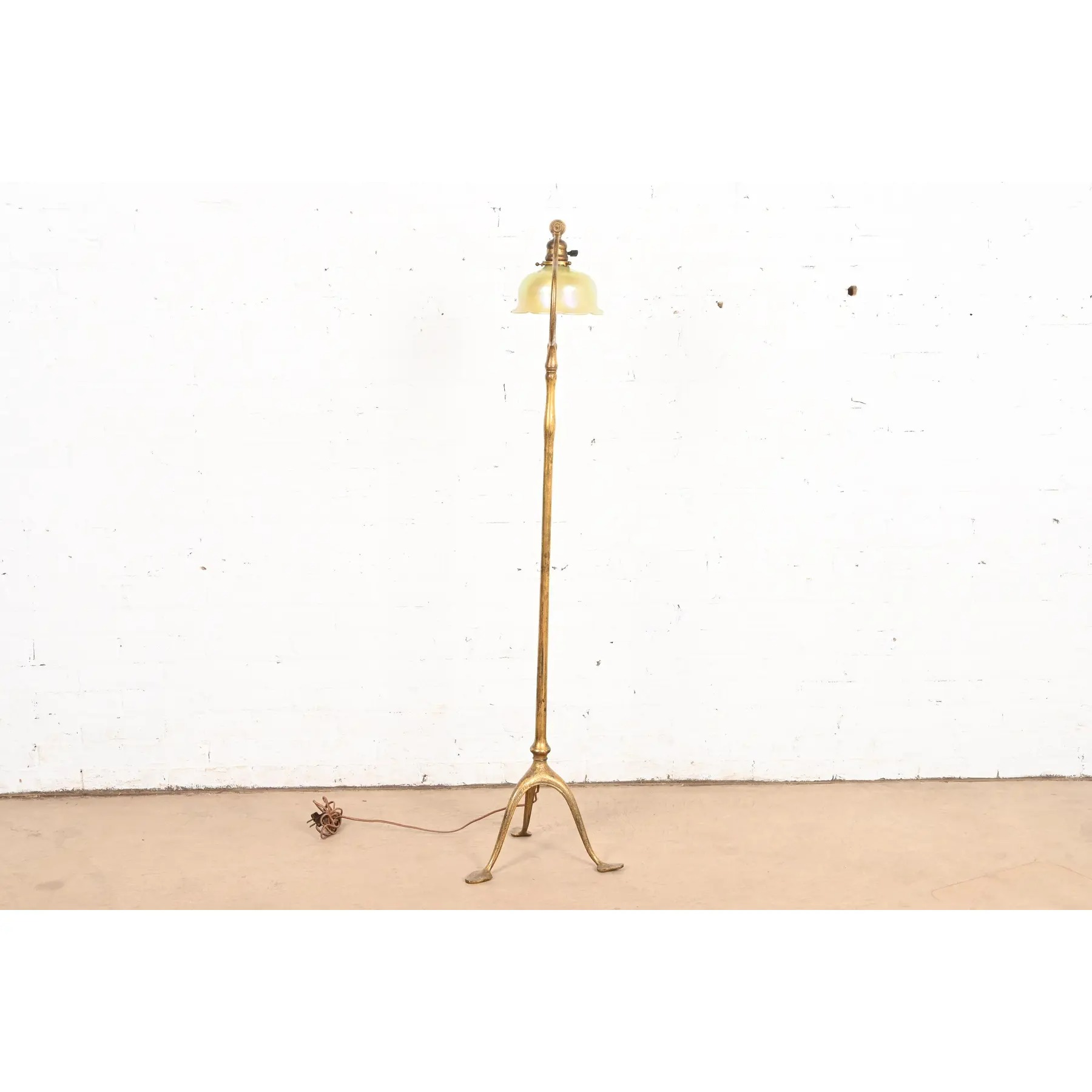 Tiffany Studios New York Gilt Bronze Harp Floor Lamp With Favrile Glass Shade - Image 11