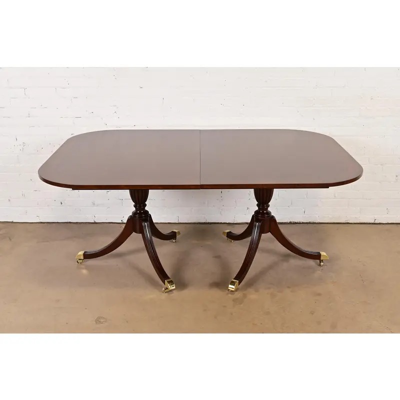 Councill Furniture Georgian Banded Mahogany Double Pedestal Extension Dining Table, Newly Refinished - Image 7
