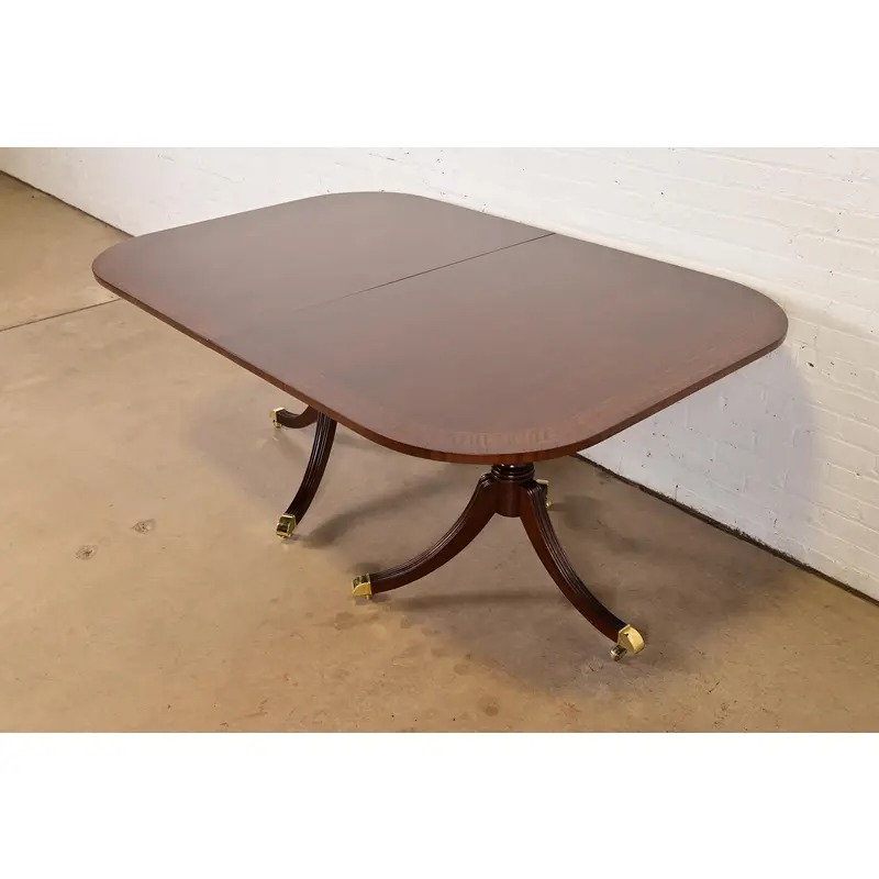 Councill Furniture Georgian Banded Mahogany Double Pedestal Extension Dining Table, Newly Refinished - Image 8