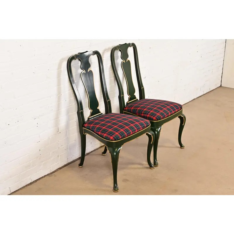 Kindel Furniture Chinoiserie Queen Anne Green Lacquered and Gold Gilt Side Chairs or Dining Chairs, Pair - Image 4