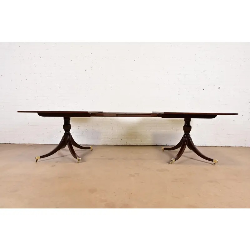 Kittinger Georgian Banded Mahogany Double Pedestal Extension Dining Table, Newly Refinished - Image 5