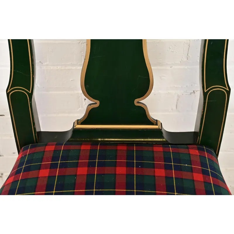 Kindel Furniture Chinoiserie Queen Anne Green Lacquered and Gold Gilt Dining Chairs, Set of Eight - Image 6