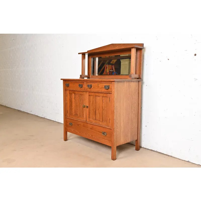 Stickley Brothers Style Antique Mission Oak Arts & Crafts Sideboard or Bar Cabinet, Circa 1900