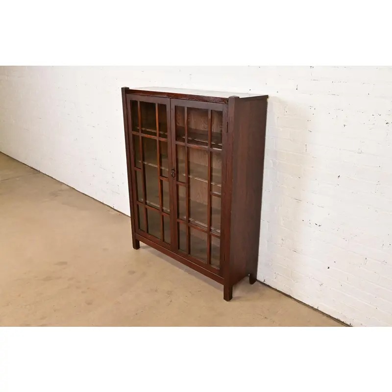 Stickley Brothers Style Antique Mission Oak Arts & Crafts Bookcase Cabinet, Circa 1920s - Image 3
