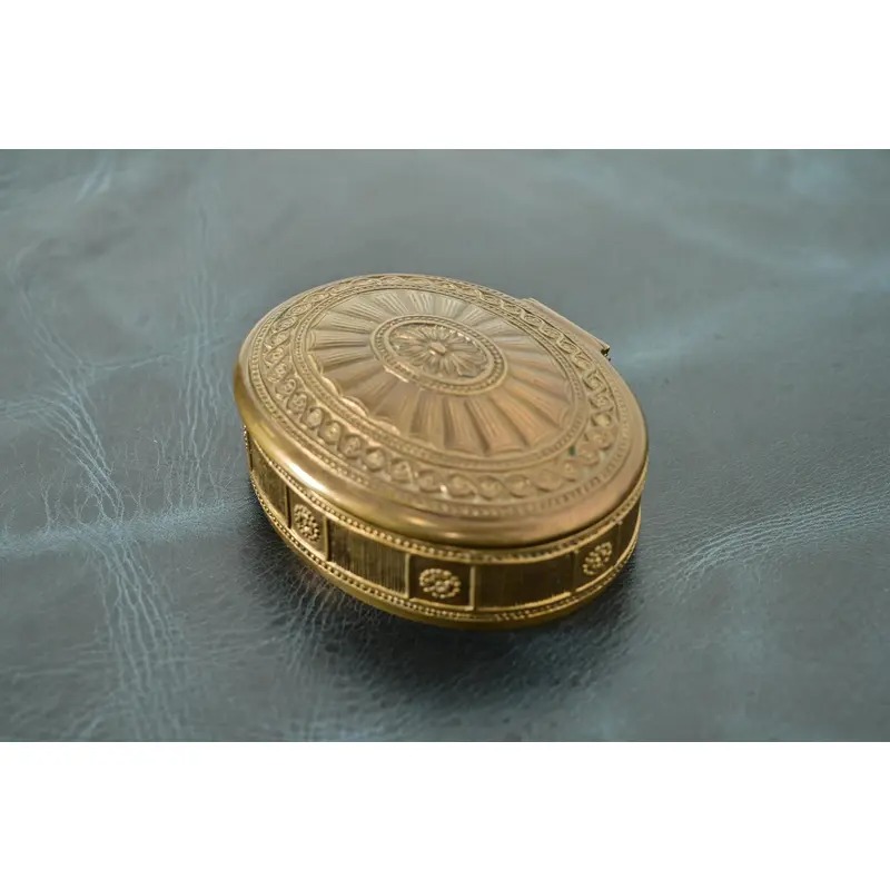 Tiffany Studios New York Adam Pattern Bronze Doré Desk Box or Jewelry Box - Image 3