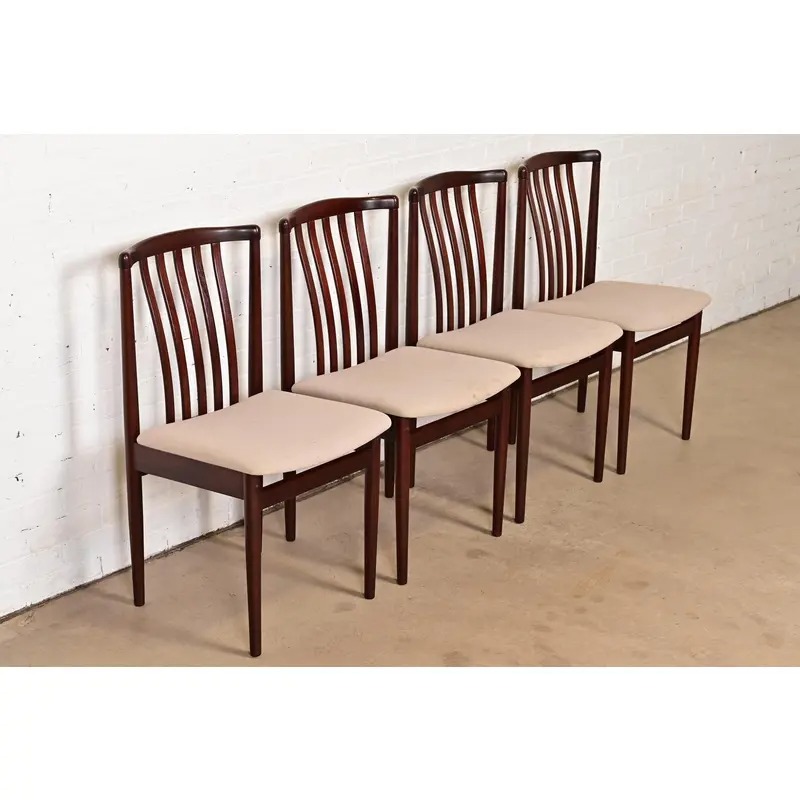 Danish Modern Sculpted Solid Rosewood Dining Chairs by Vamdrup Stolefabrik, Set of Four - Image 4