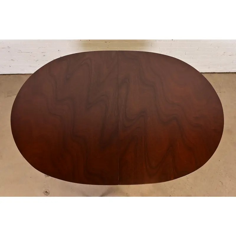 Baker Furniture Style Georgian Carved Mahogany Pedestal Extension Dining Table, Newly Refinished - Image 5