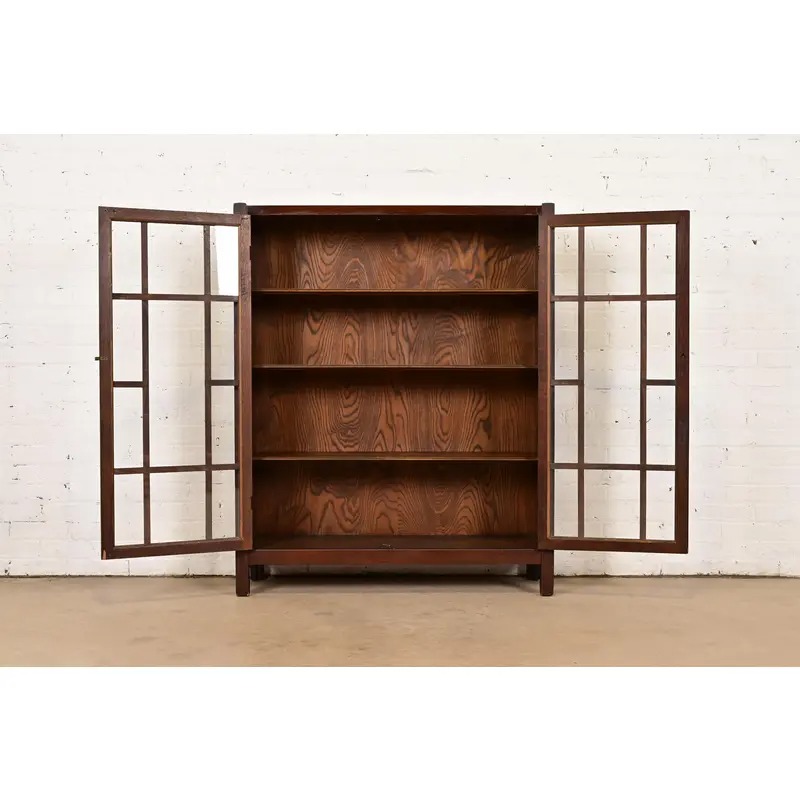 Stickley Brothers Style Antique Mission Oak Arts & Crafts Bookcase Cabinet, Circa 1920s - Image 5
