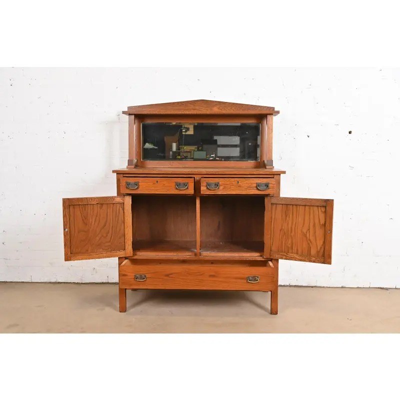 Stickley Brothers Style Antique Mission Oak Arts & Crafts Sideboard or Bar Cabinet, Circa 1900 - Image 5