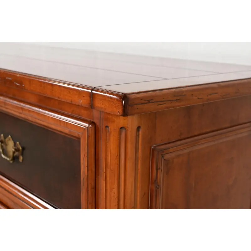 Baker Furniture Italian Provincial Carved Maple Dresser or Chest of Drawers - Image 10