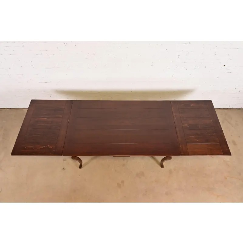 Baker Furniture Italian Provincial Maple Harvest Farm Extension Dining Table, Newly Refinished - Image 10