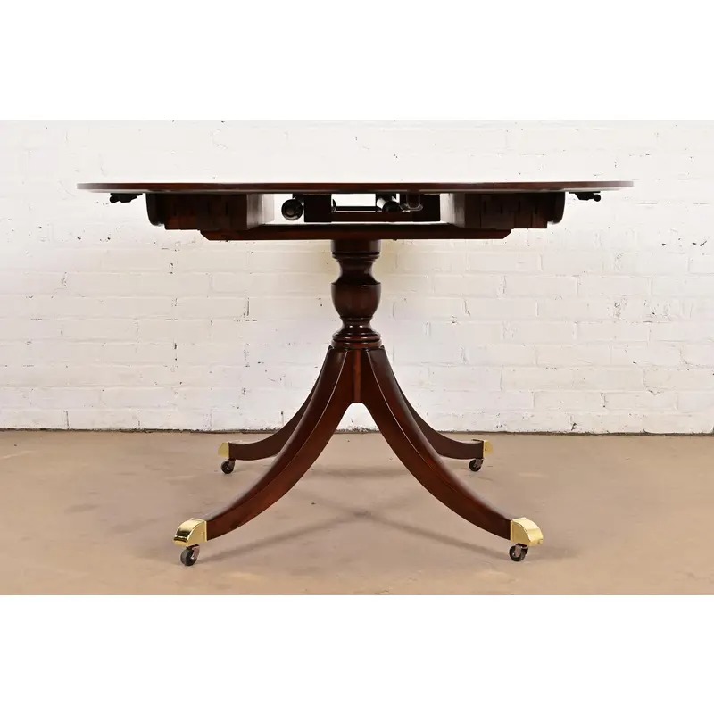 Baker Furniture Georgian Banded Mahogany Pedestal Extension Dining Table, Newly Refinished - Image 11