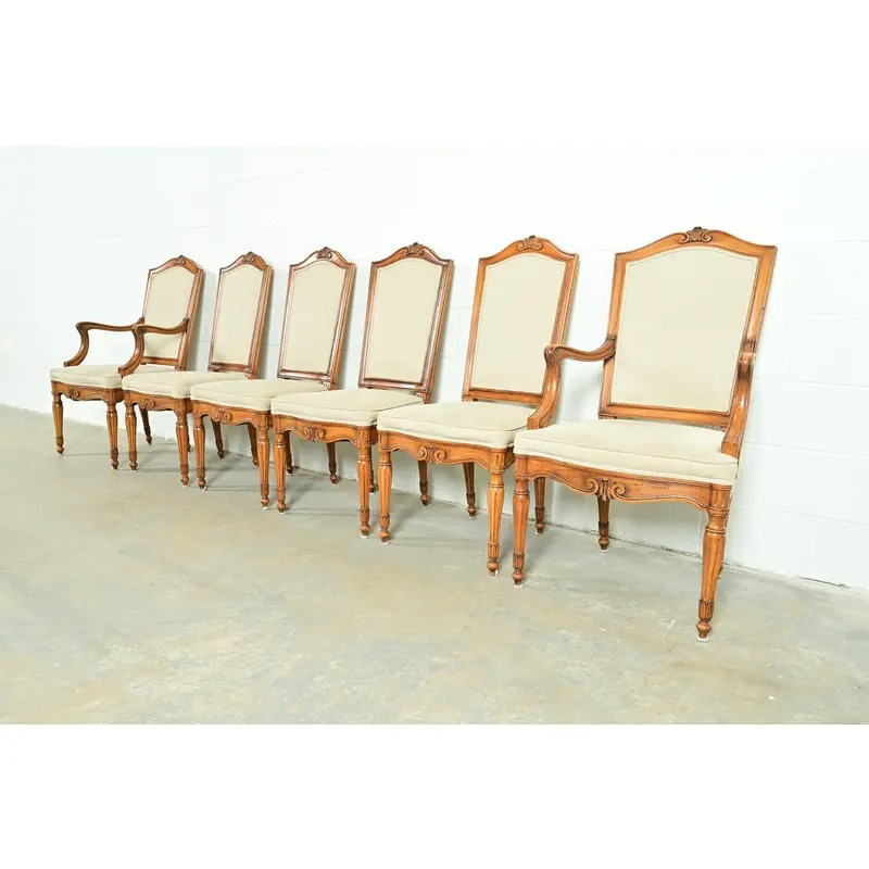 Baker Furniture Style French Regency Louis XVI Carved Walnut Side Chairs or Dining Chairs, Pair - Image 12
