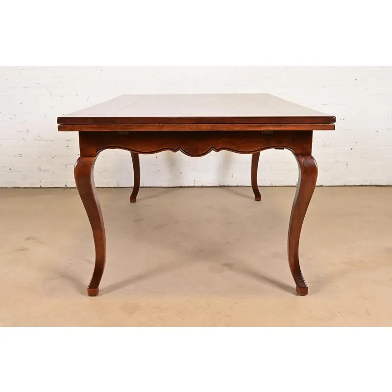 Baker Furniture Italian Provincial Maple Harvest Farm Extension Dining Table, Newly Refinished - Image 14