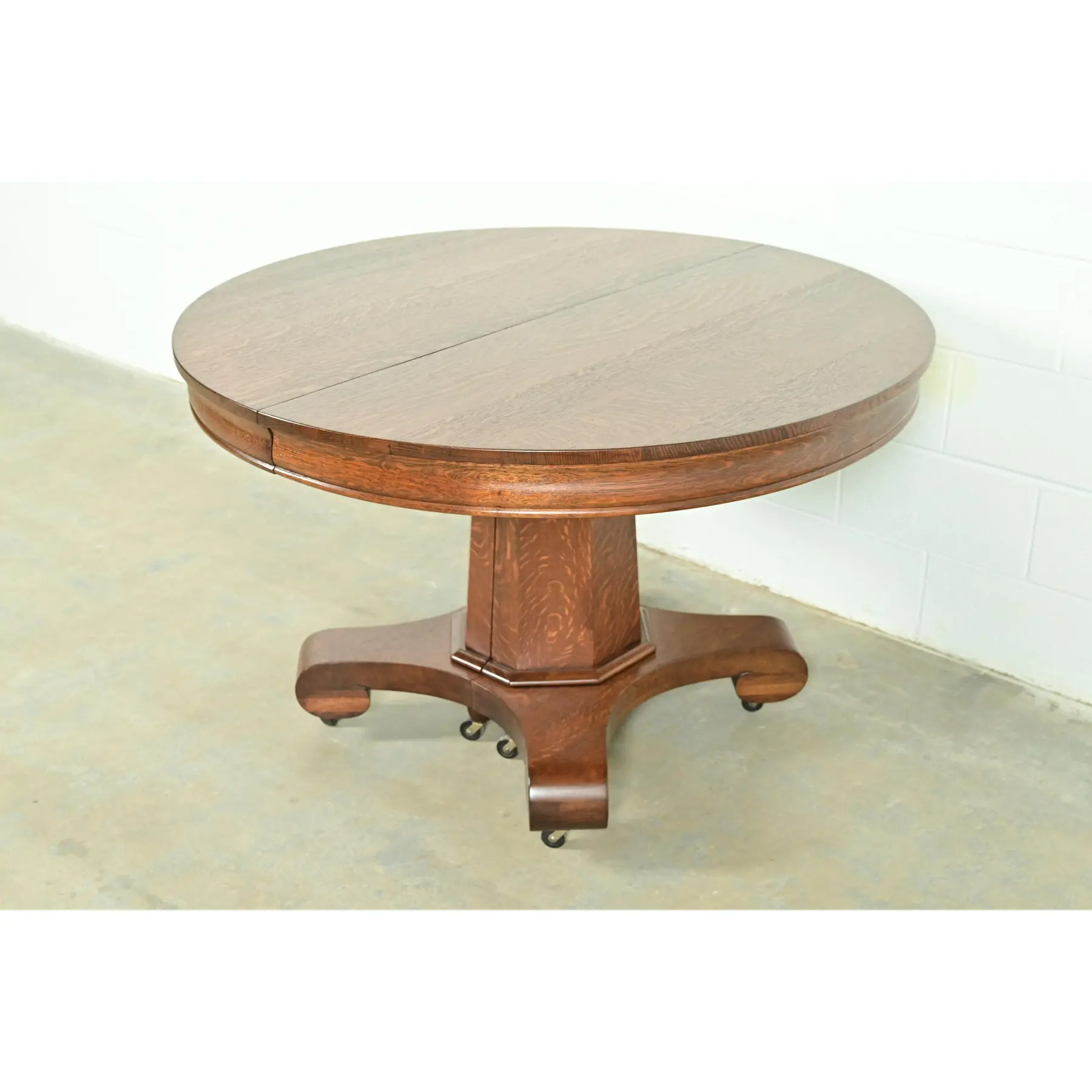 Stickley Style Antique Mission Oak Arts & Crafts Pedestal Extension Dining Table, Newly Refinished - Image 3