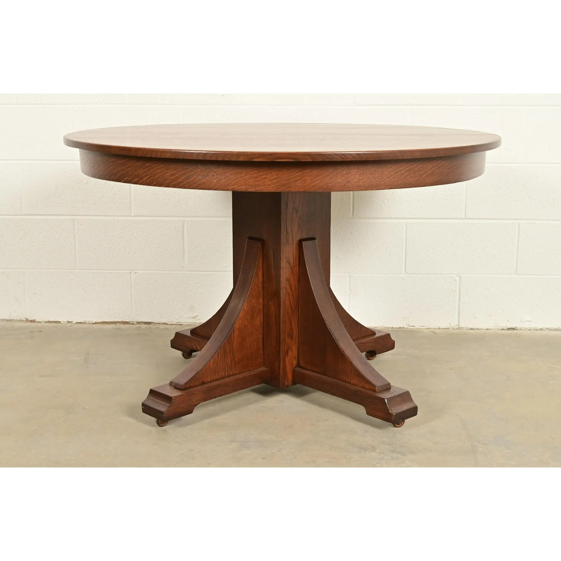 Stickley Brothers Antique Mission Oak Arts & Crafts Pedestal Extension Dining Table, Newly Refinished - Image 3