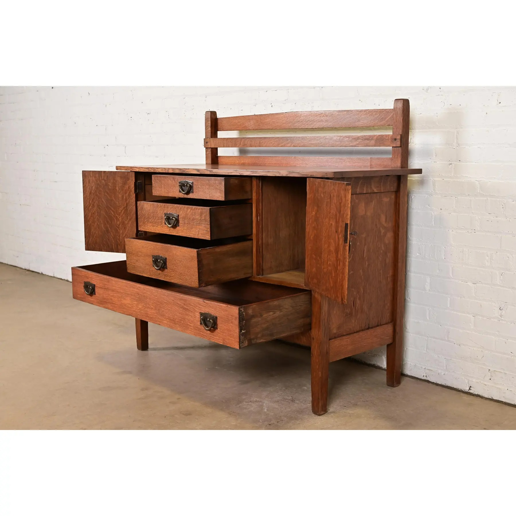 Gustav Stickley Antique Mission Oak Arts & Crafts Strap Hinge Sideboard, Circa 1910 - Image 7