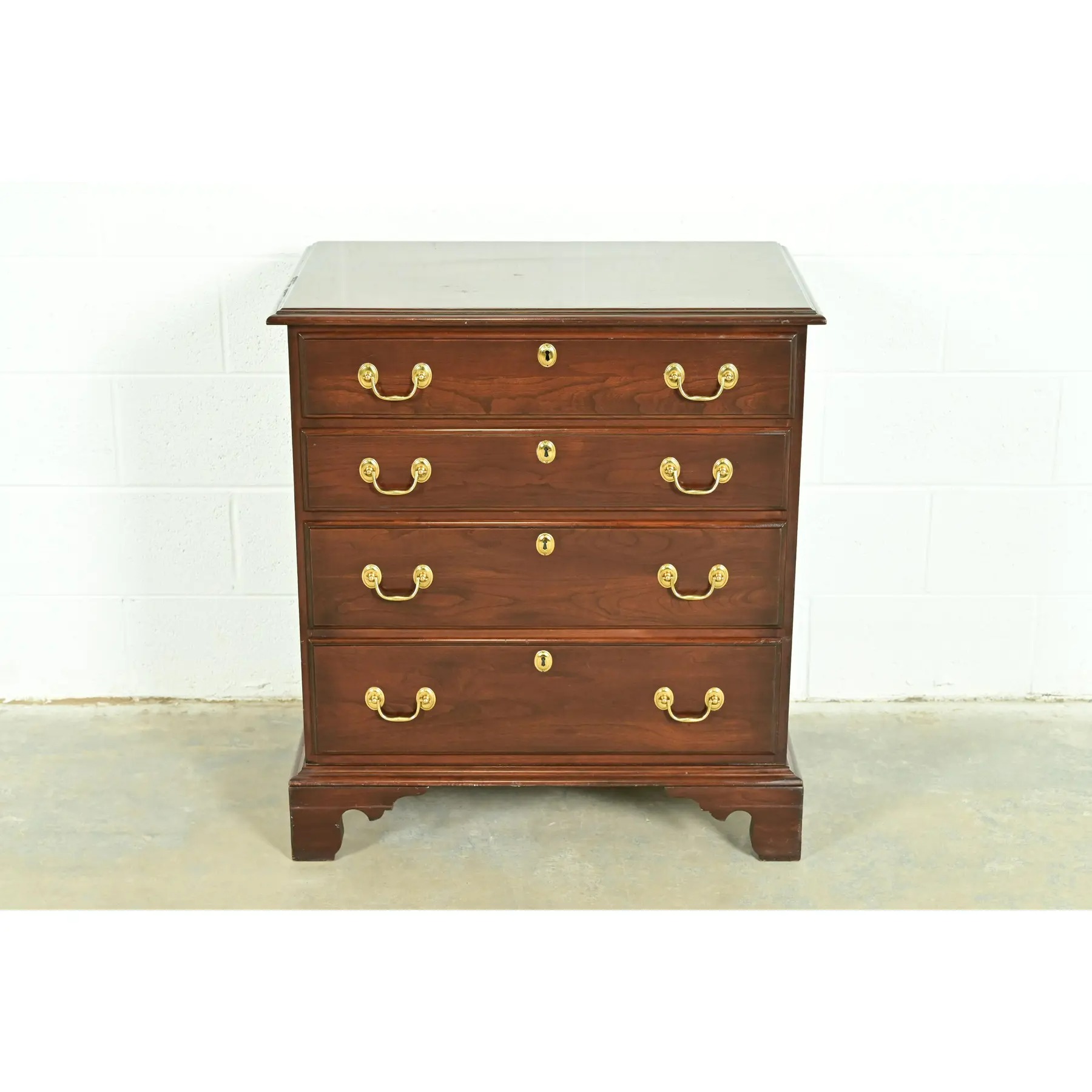 Harden Georgian Solid Cherry Wood Four-Drawer Nightstand or Bachelor Chest - Image 4