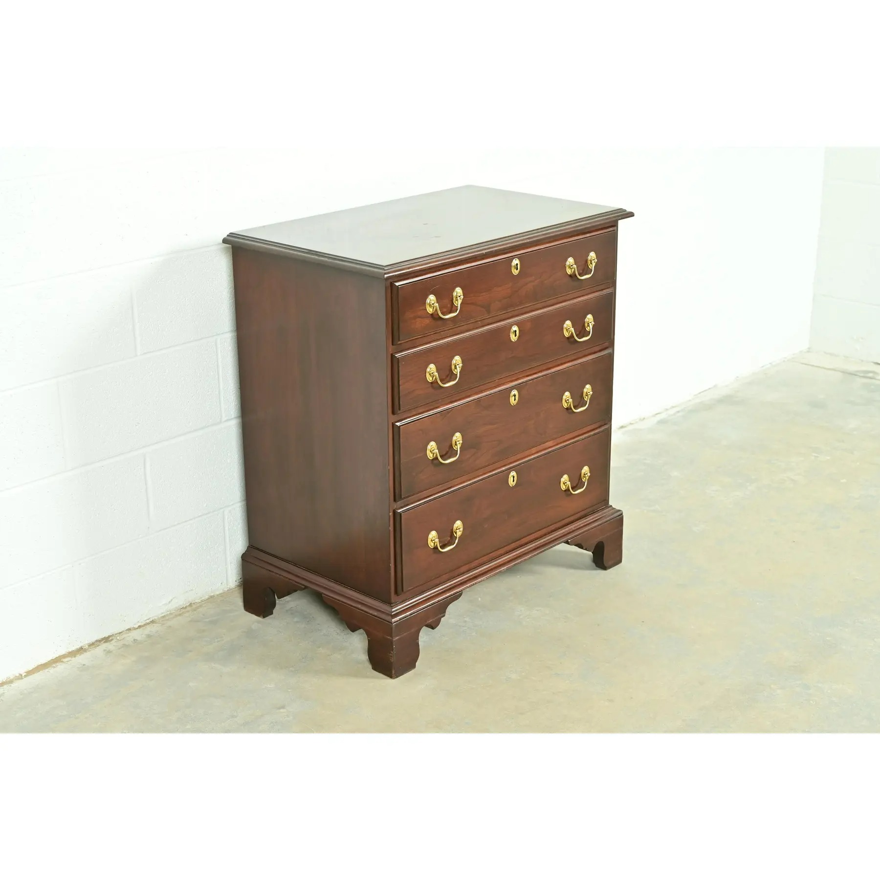 Harden Georgian Solid Cherry Wood Four-Drawer Nightstand or Bachelor Chest - Image 5