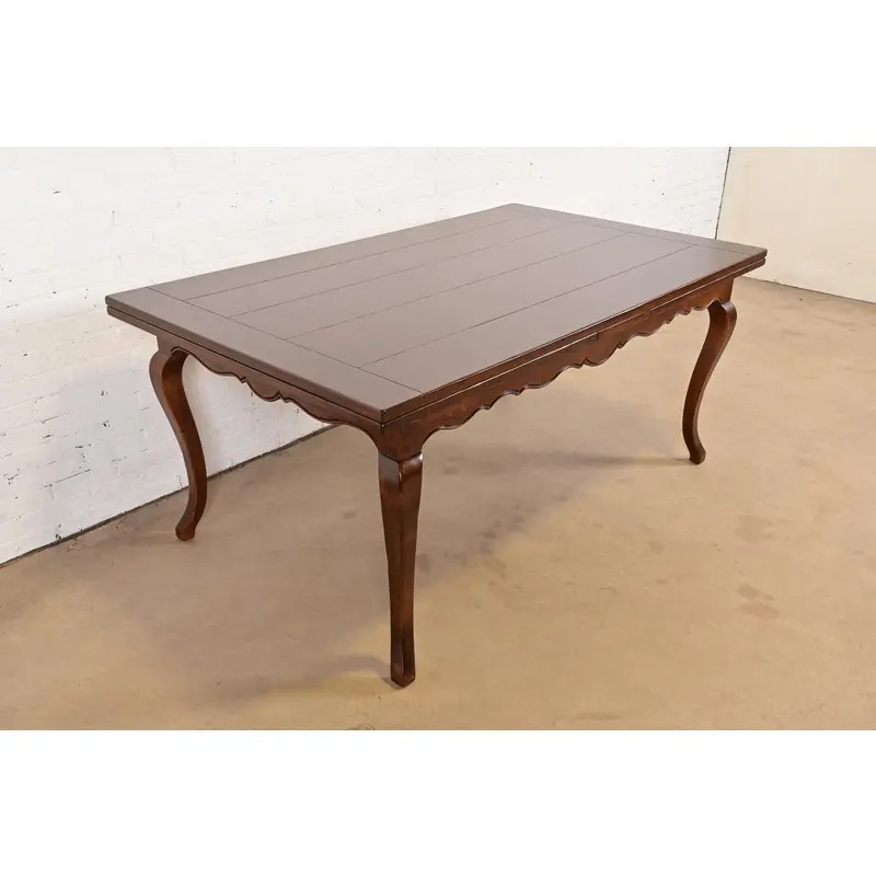 Baker Furniture Italian Provincial Maple Harvest Farm Extension Dining Table, Newly Refinished - Image 5