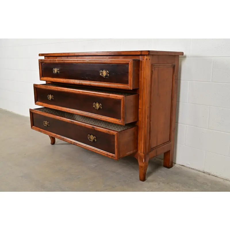 Baker Furniture Italian Provincial Carved Maple Dresser or Chest of Drawers - Image 6