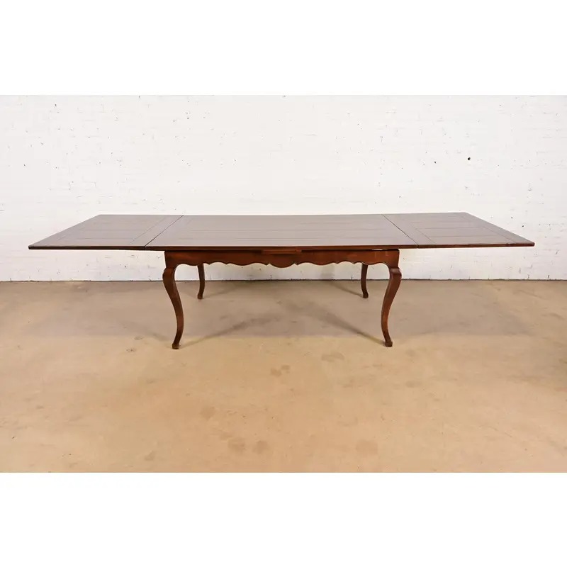 Baker Furniture Italian Provincial Maple Harvest Farm Extension Dining Table, Newly Refinished - Image 7