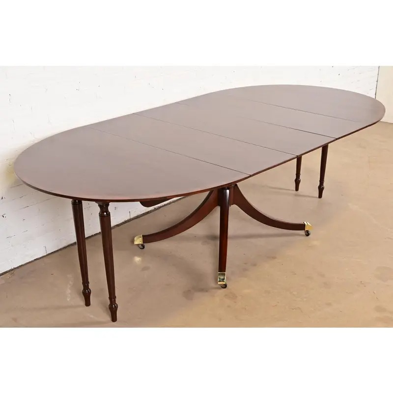 Baker Furniture Georgian Banded Mahogany Pedestal Extension Dining Table, Newly Refinished - Image 9