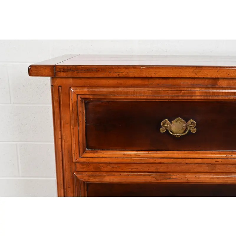 Baker Furniture Italian Provincial Carved Maple Dresser or Chest of Drawers - Image 9