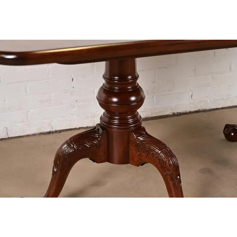 Henredon Georgian Flame Mahogany Double Pedestal Extension Dining Table, Newly Refinished - Image 10