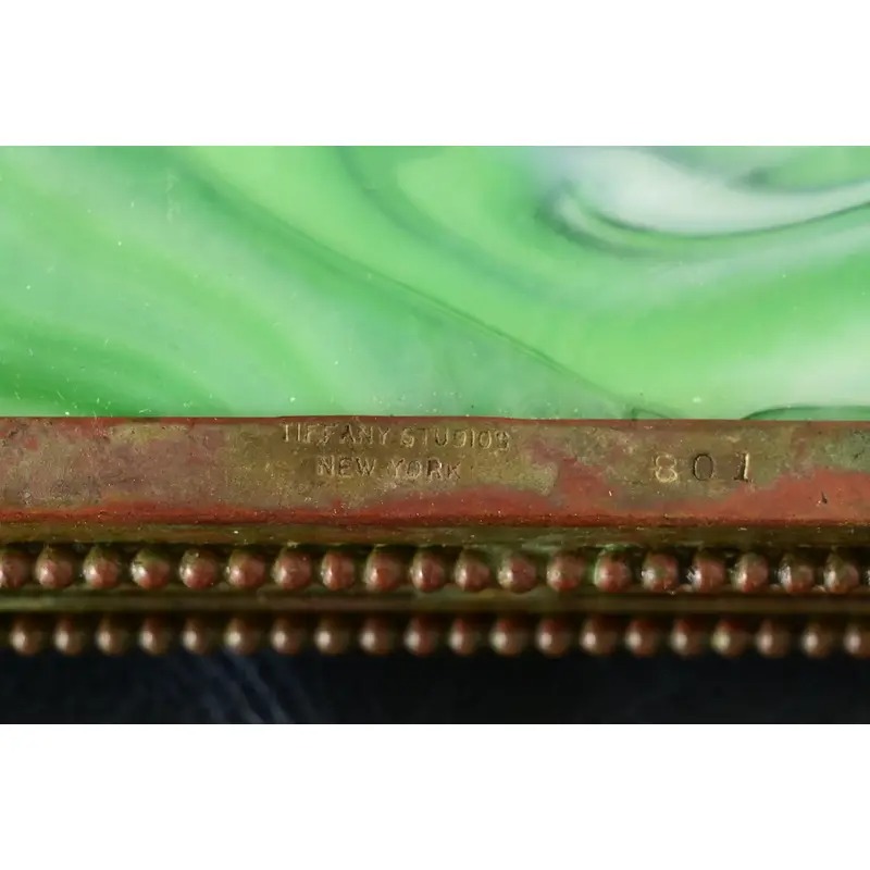 Tiffany Studios New York Pine Needle Pattern Bronze and Favrile Slag Glass Stamp Box - Image 10