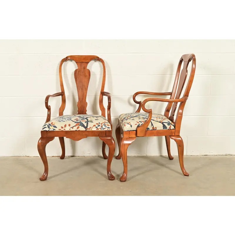 Baker Furniture Queen Anne Carved Walnut Dining Chairs, Set of Six - Image 12