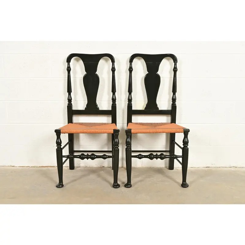 Eldred Wheeler Queen Anne Black Lacquered Side Chairs or Dining Chairs With Rush Seats, Pair - Image 2