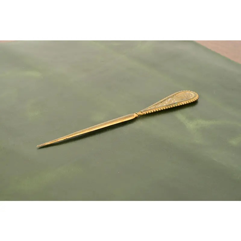 Tiffany Studios New York Grapevine Bronze Doré and Favrile Slag Glass Letter Opener - Image 2