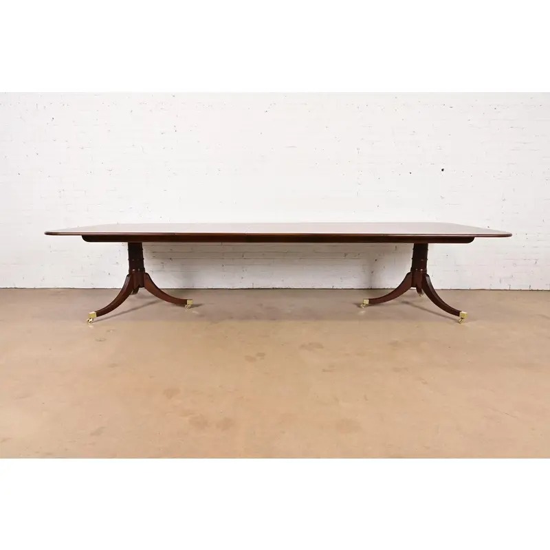 Baker Furniture Stately Homes Georgian Banded Mahogany Double Pedestal Extension Dining Table, Newly Refinished - Image 3