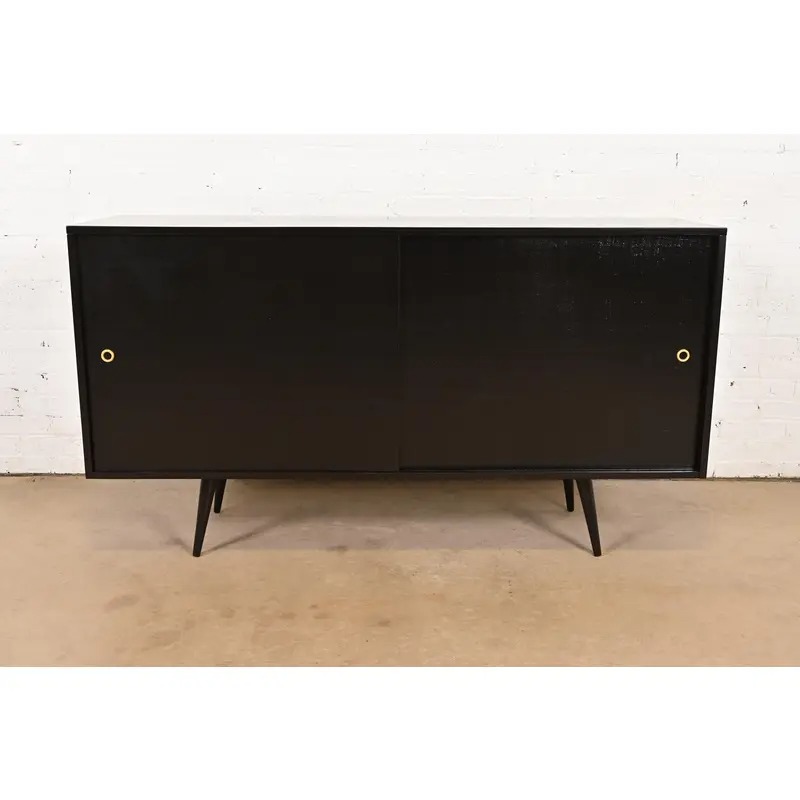 Paul McCobb Planner Group Mid-Century Modern Black Lacquered Sideboard Credenza, Newly Refinished - Image 3