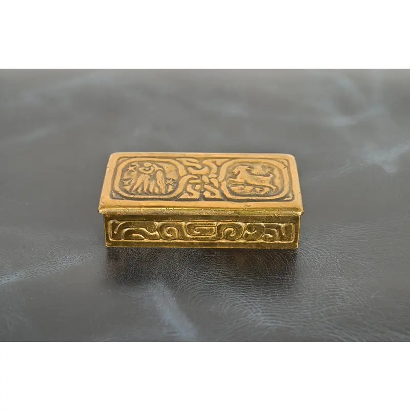 Tiffany Studios New York Zodiac Bronze Doré Stamp Box - Image 3