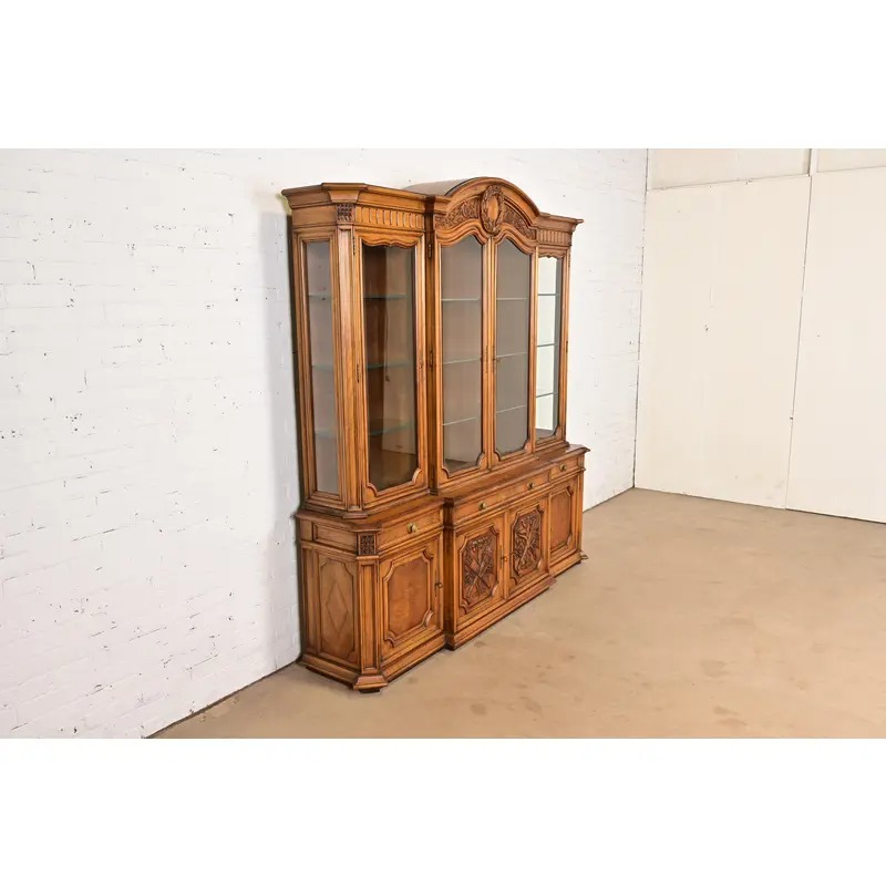 Karges French Regency Louis XVI Burled Walnut Lighted Breakfront Bookcase Cabinet, Newly Refinished - Image 4