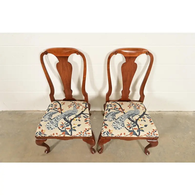 Baker Furniture Queen Anne Carved Walnut Side Chairs or Dining Chairs, Pair - Image 5