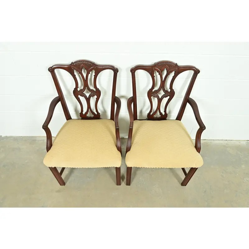 Baker Furniture Style Georgian Carved Mahogany Armchairs or Dining Captain Chairs, Pair - Image 5