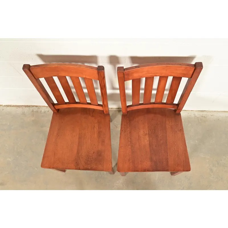 Limbert Style Antique Mission Oak Arts & Crafts Side Chairs or Dining Chairs, Pair - Image 5