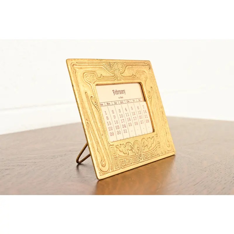 Tiffany Studios New York Chinese Pattern Bronze Doré Desk Calendar Frame or Picture Frame - Image 6