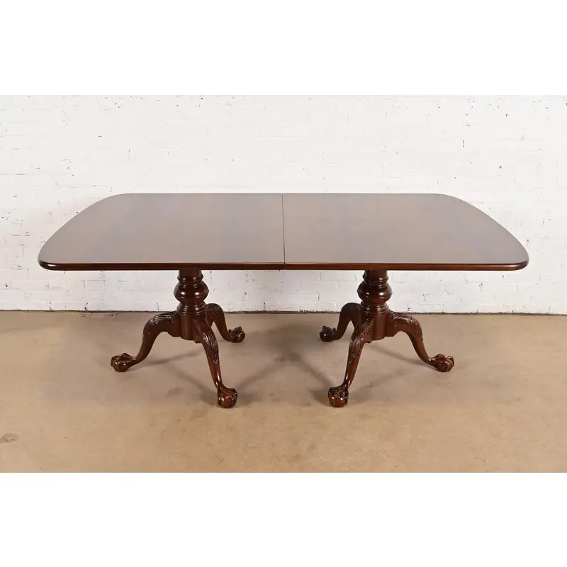 Henredon Georgian Flame Mahogany Double Pedestal Extension Dining Table, Newly Refinished - Image 7