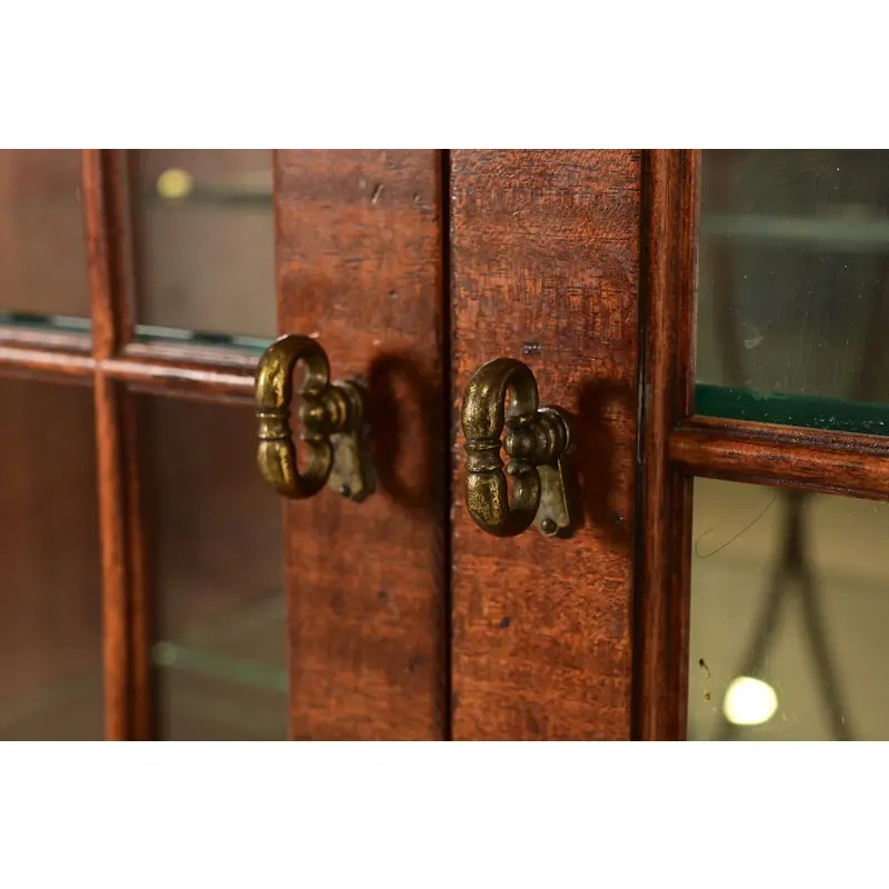 Henredon Georgian Carved Mahogany Lighted Breakfront Bookcase Cabinet - Image 8