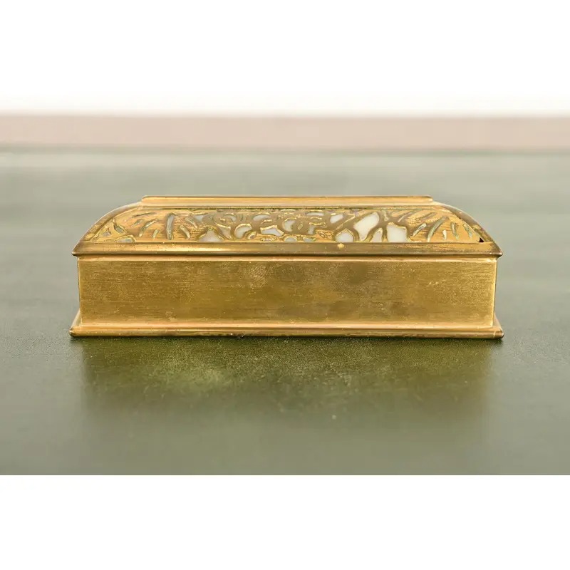 Tiffany Studios New York Grapevine Bronze Doré and Favrile Slag Glass Desk Calendar Holder or Picture Frame - Image 8