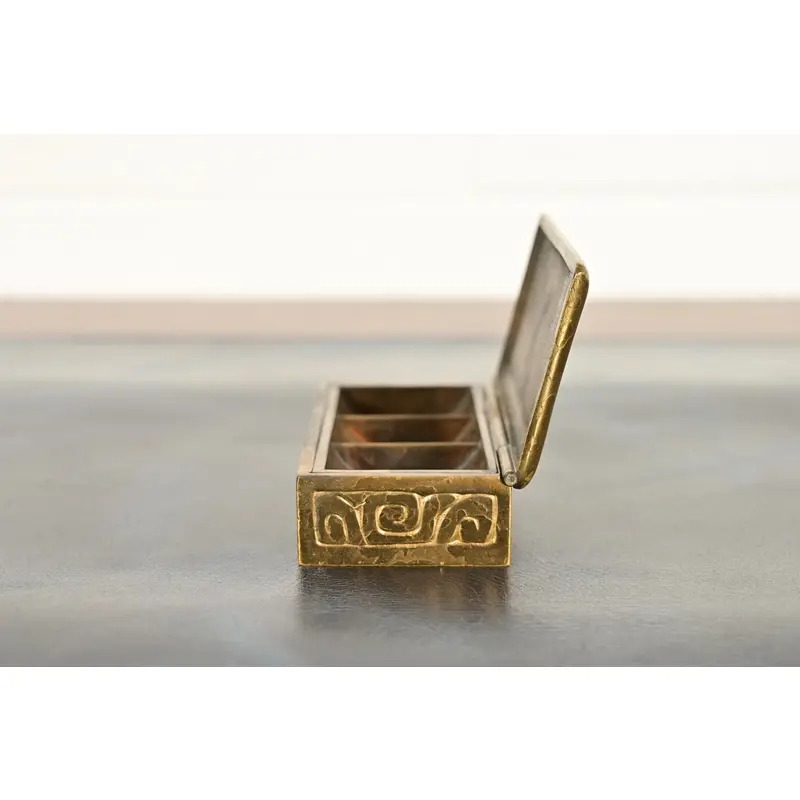 Tiffany Studios New York Zodiac Bronze Doré Stamp Box - Image 8
