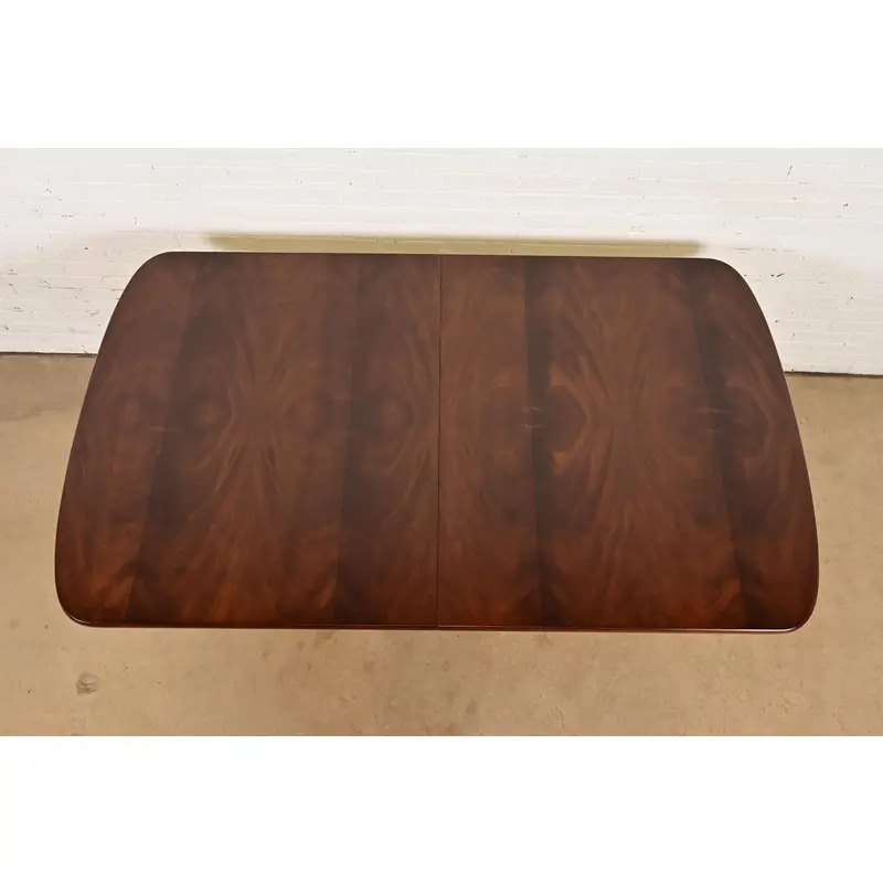 Henredon Georgian Flame Mahogany Double Pedestal Extension Dining Table, Newly Refinished - Image 9
