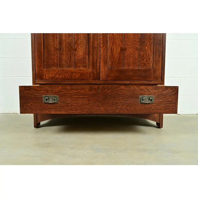 Stickley Mission Oak Arts & Crafts Media Cabinet - Image 9