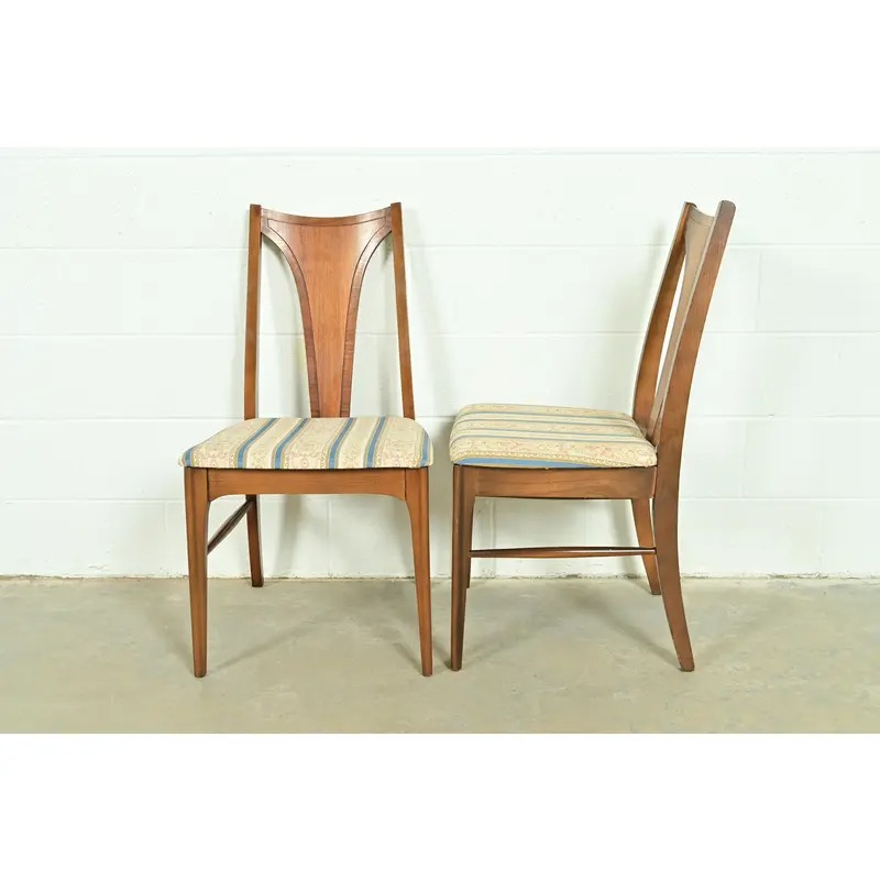 Broyhill Brasilia Mid-Century Modern Sculpted Walnut Side Chairs or Dining Chairs, Pair - Image 10