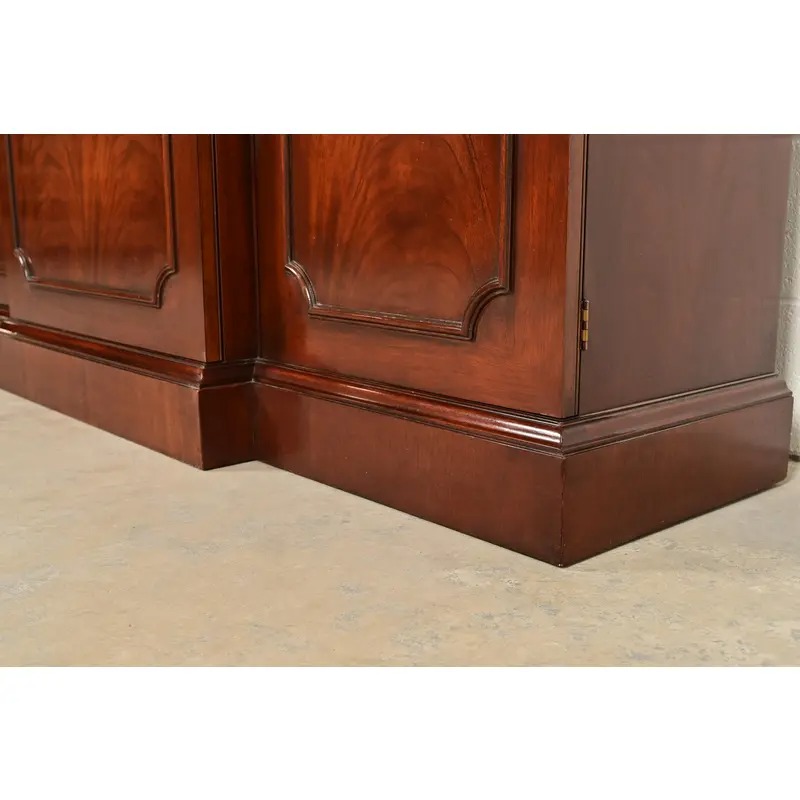 Baker Furniture Historic Charleston Georgian Flame Mahogany Breakfront Sideboard or Bar Cabinet - Image 11